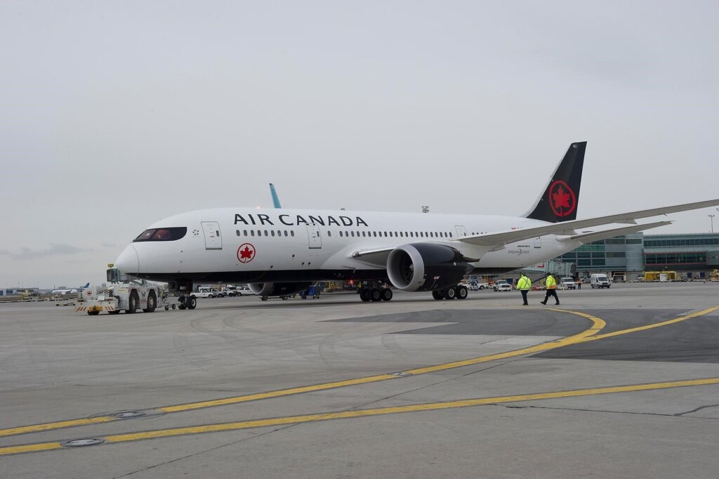 Air Canada Celebrates 80th Birthday